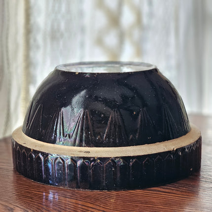 10.5" Antique Dark Brown Ruckel's Picket Fence Stoneware Mixing Bowl