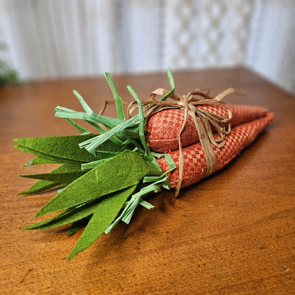 Set of 3 Bundled Carrot Decor