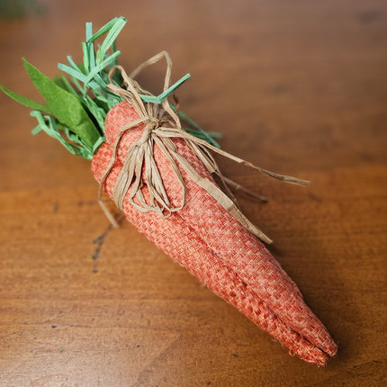 Set of 3 Bundled Carrot Decor