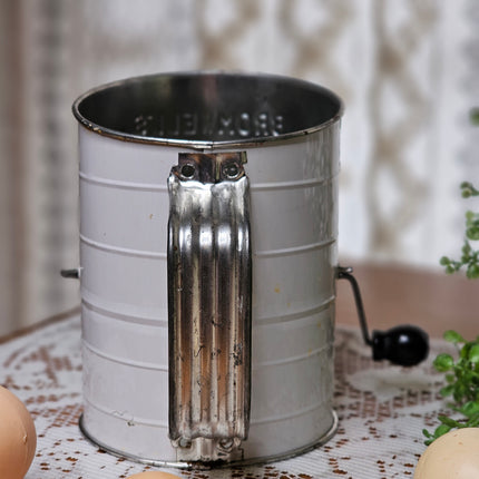 1950's Bromwell's Metal Flour Sifter 3-Cup White with Red Apples