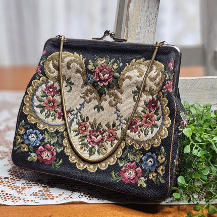 Vintage Floral Tapestry Purse - Scalloped Motif