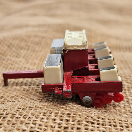 ERTL Case International 4 Row Cyclo Air Planter 1/64 Scale