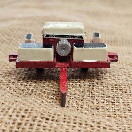 ERTL Case International 4 Row Cyclo Air Planter 1/64 Scale