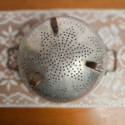 Vintage Aluminum Star Colander With Feet