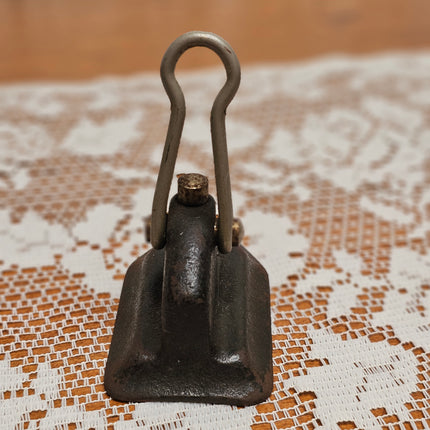 Vintage Wilson Jones Bet Single Hole Paper Punch