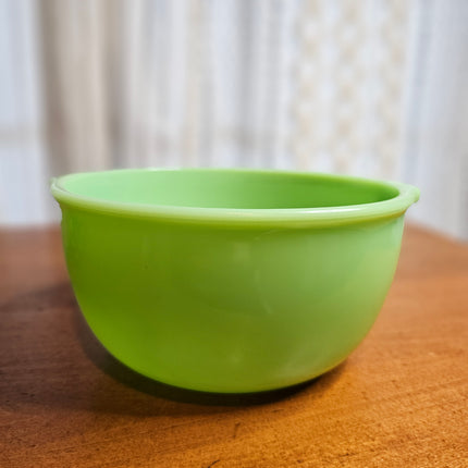 Vintage 9" Jadeite Mixer Bowl With Handles