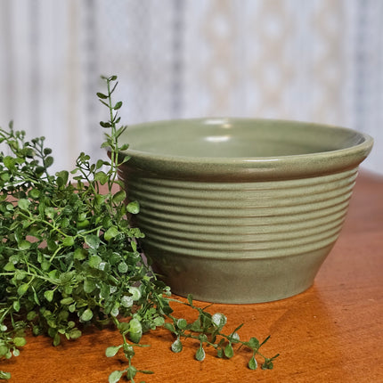 8" Green Stoneware Mixing Bowl