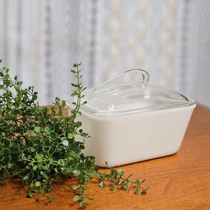 Vintage Jeannette Glasbake Milk Glass Lidded 1.5 Qt. Loaf Dish