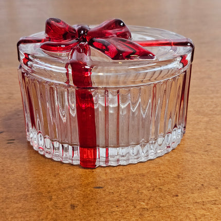 Oval Glass Lidded Present Box