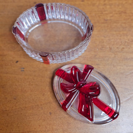 Oval Glass Lidded Present Box