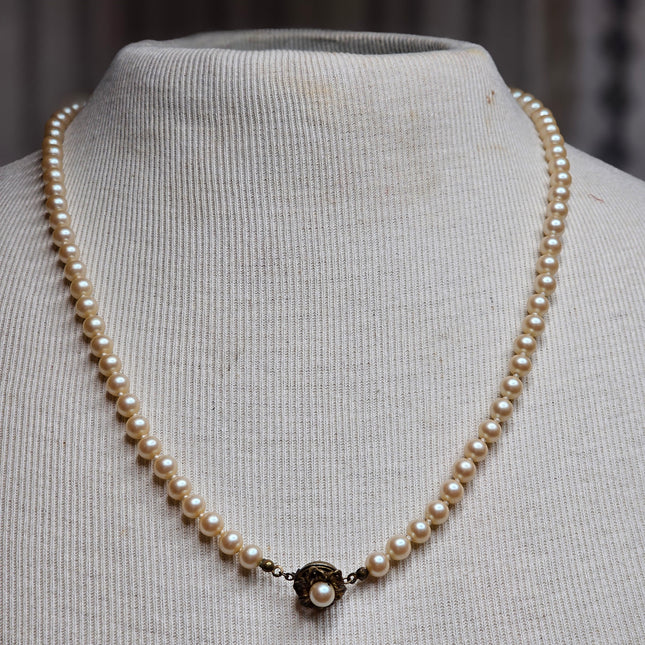Vintage Single-Strand Faux Pearl Necklace