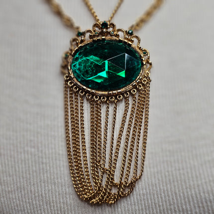 Vintage Gold-Tone Emerald Stone Necklace