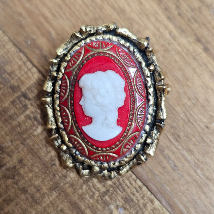 Vintage Red and White Cameo Brooch Pin