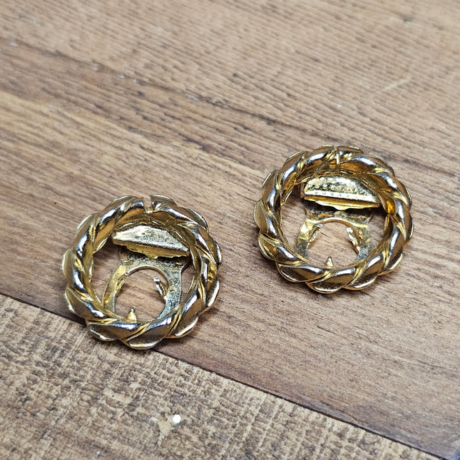 Set of 2 Vintage Mid Century Gold Tone Metal Wreath Dress Clips