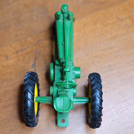 ERTL John Deere Tractor Model "A" 1/16 Scale