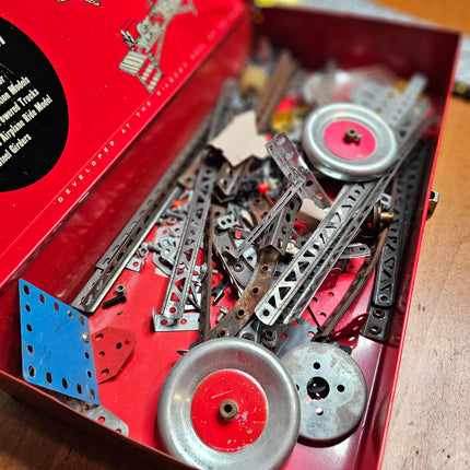 Vintage Gilbert Erector Set