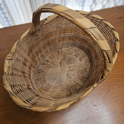 10.5" x 15.75" Vintage Woven Gathering Basket With Handle