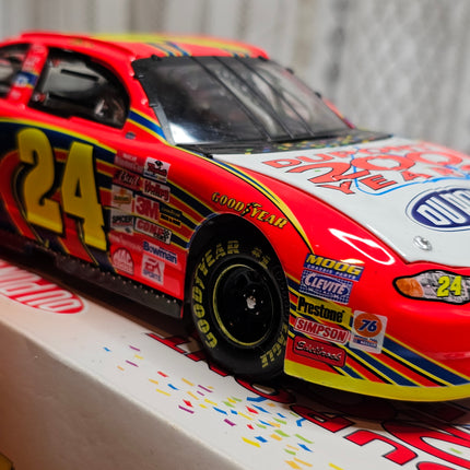 Jeff Gordon #24 DuPont 200th 2002 Chevrolet Monte Carlo Diecast Model Car 1:24