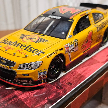 Kevin Harvick #4 Budweiser Darlington Special Model Car 1:24