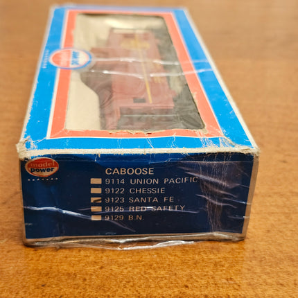 Model Power HO Scale Sante Fe Caboose Car