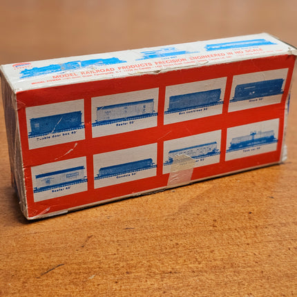 Model Power HO Scale Sante Fe Caboose Car