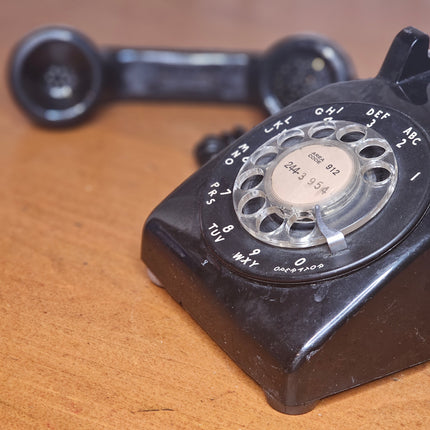 Vintage Western Electric Model 500 Rotary Phone