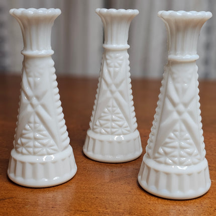 Vintage Anchor Hocking Stars & Bars White Milk Glass 6" Bud Vase