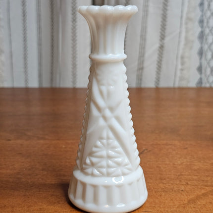 Vintage Anchor Hocking Stars & Bars White Milk Glass 6" Bud Vase