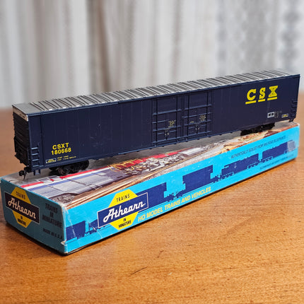 HO Scale CSX 86' High Cube Boxcar