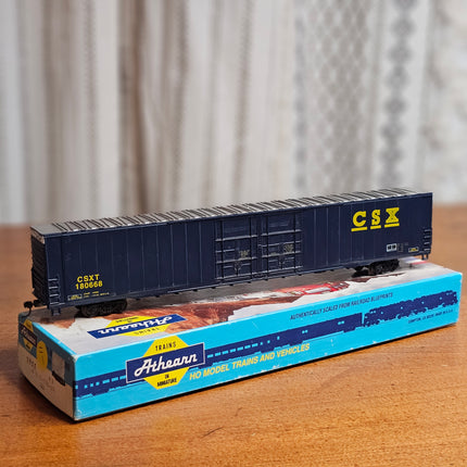 HO Scale CSX 86' High Cube Boxcar