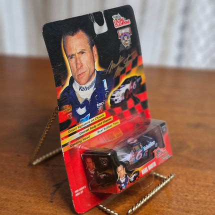 1998 Racing Champions Mark Martin #6 Valvoline Ford Taurus 1:64 Scale Die Cast Car