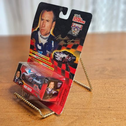 1998 Racing Champions Mark Martin #6 Valvoline Ford Taurus 1:64 Scale Die Cast Car