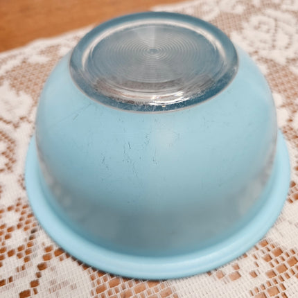Vintage Set of 3 Glass Pyrex Moody Blues Clear Bottom Nesting Mixing Bowls