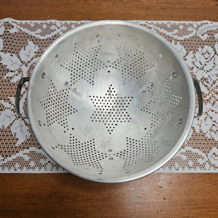 Vintage Aluminum Star Colander