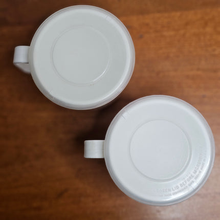 Campbell's 1992 Set of 2 Plastic Anchor Hocking Soup Mugs With Lids