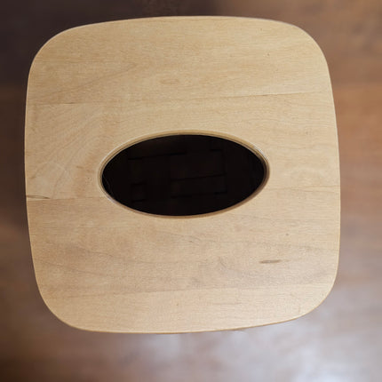 2001 Longaberger Tissue Basket