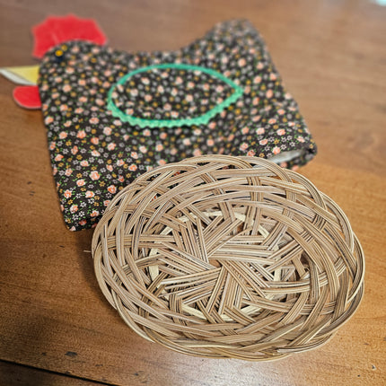 Vintage Chicken Bread Basket Cover With Basket