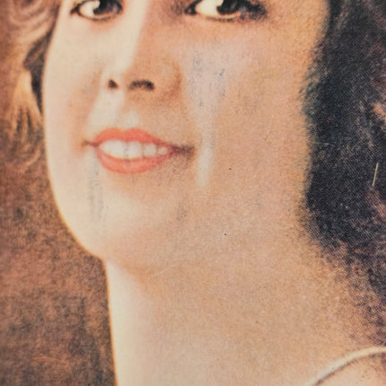 Vintage 1973 Reproduction of 1923 Flapper Girl Coca-Cola Oval Tray