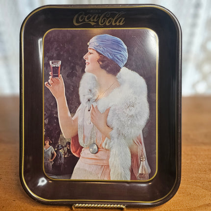 Vintage 1973 Reproduction of 1925 Flapper Girl Coca-Cola Rectangle Tray
