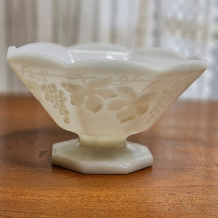 Vintage Anchor Hocking Milk Glass Footed Pedestal Fruit Bowl
