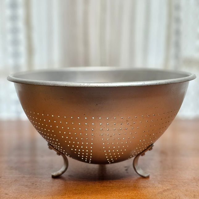 Vintage Aluminum Wear-Ever Colander