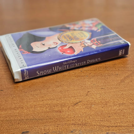 Snow White and the Seven Dwarfs Platinum Edition VHS 2001
