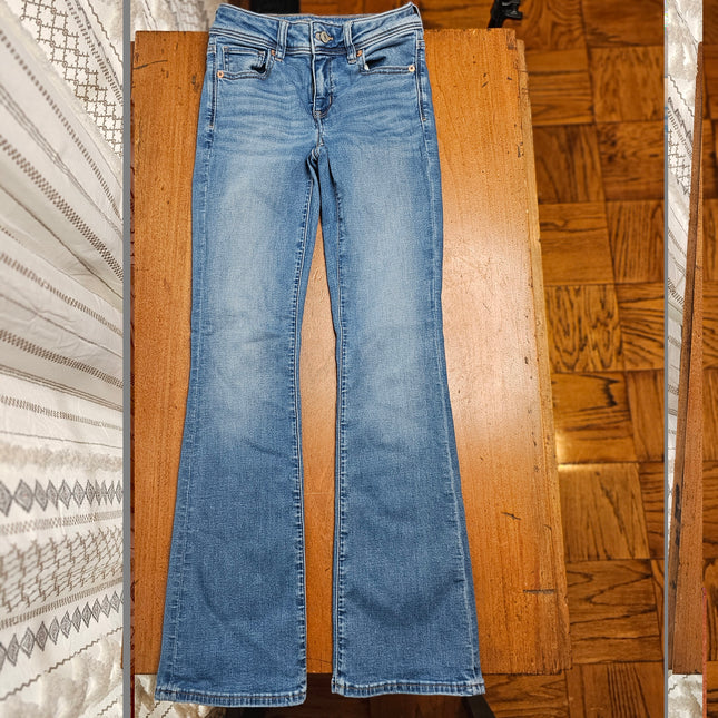 AMERICAN EAGLE JEANS | Women's Kick Boot Low Rise | Size 00