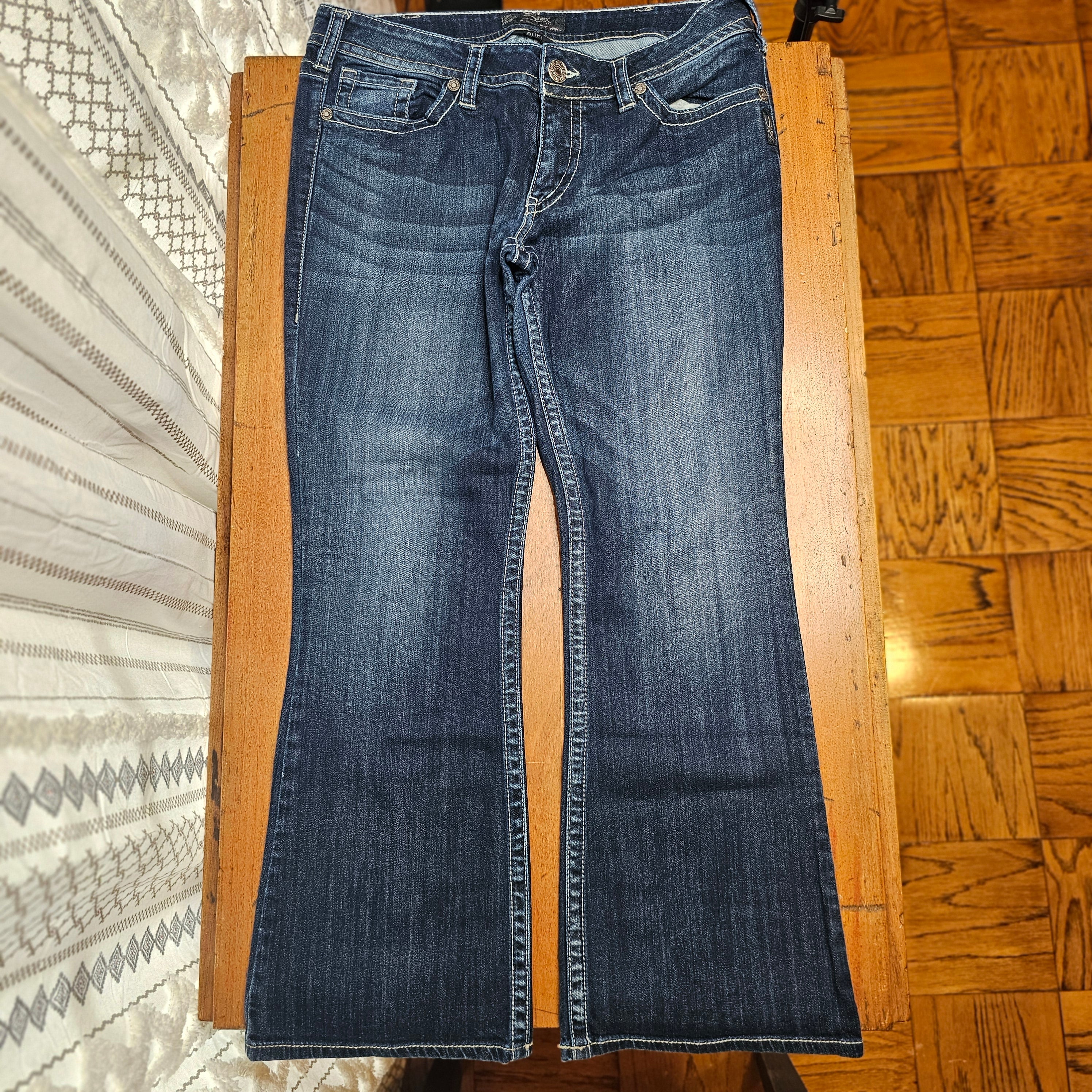 Clothes – VINTAGE MERCANTILE 27