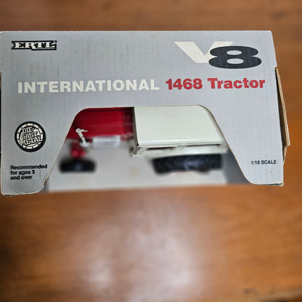 ERTL International 1468 Tractor 1/16 Scale
