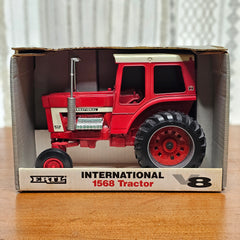 ERTL International 1568 Tractor 1/16 Scale