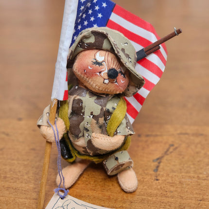 Vintage 1991 Annalee Dolls Desert Storm Patriotic Soldier Mouse
