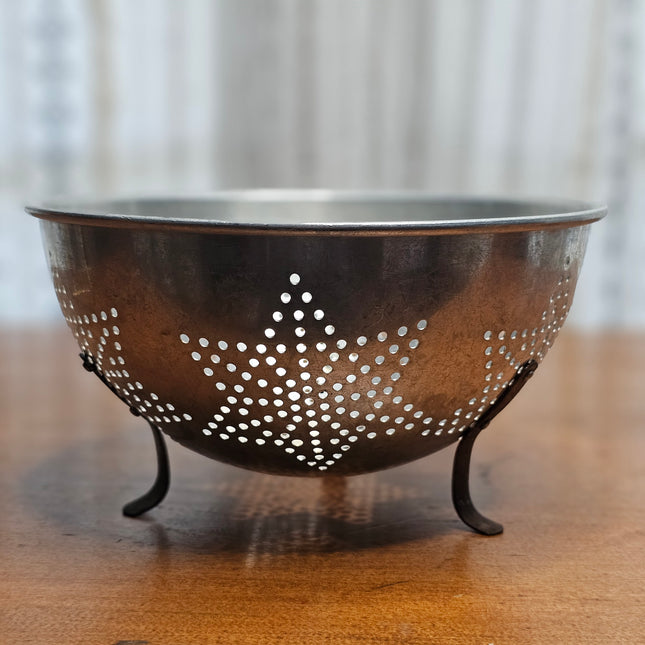 Vintage Aluminum Star Colander With Feet