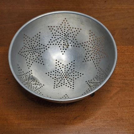 Vintage Aluminum Star Colander With Feet