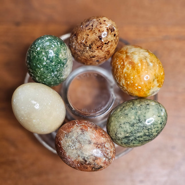 Set of 6 Vintage Alabaster Stone Eggs Made in Italy